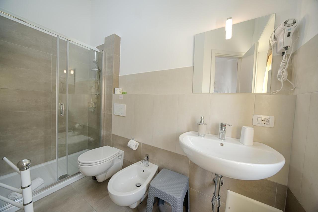 Casa Lucia Hotel Olbia Buitenkant foto