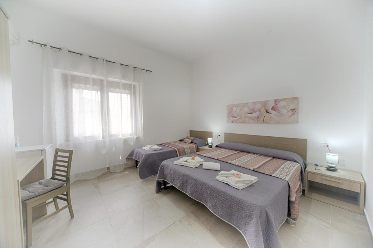 Casa Lucia Hotel Olbia Buitenkant foto