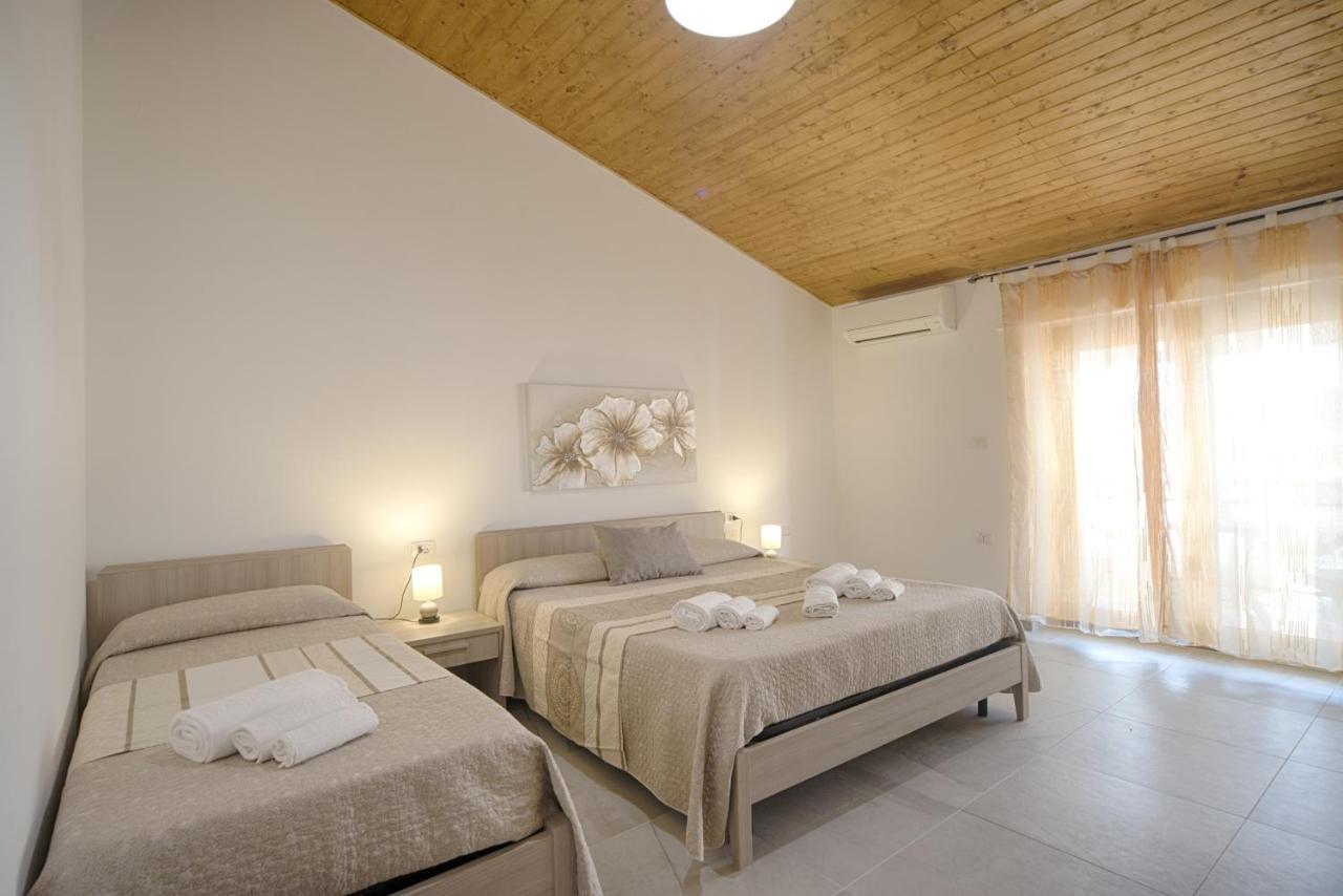 Casa Lucia Hotel Olbia Buitenkant foto