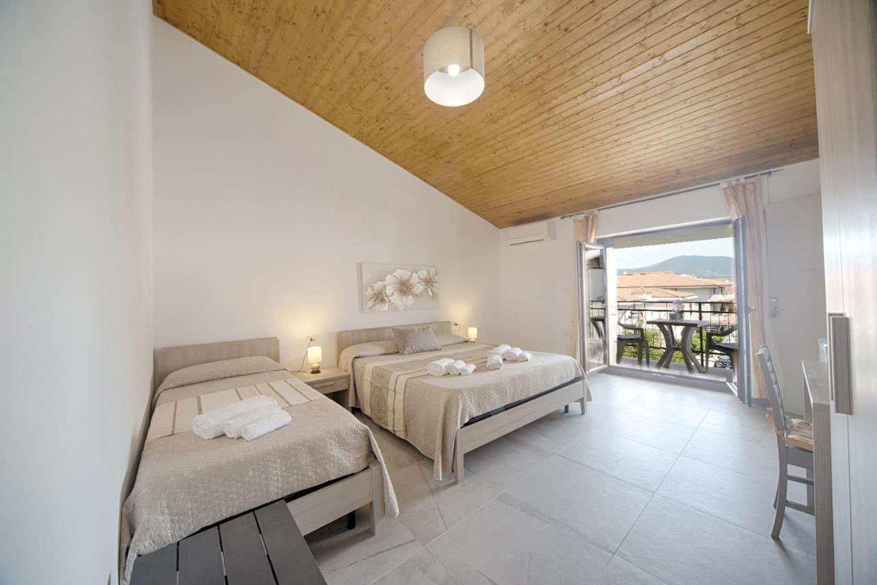 Casa Lucia Hotel Olbia Buitenkant foto