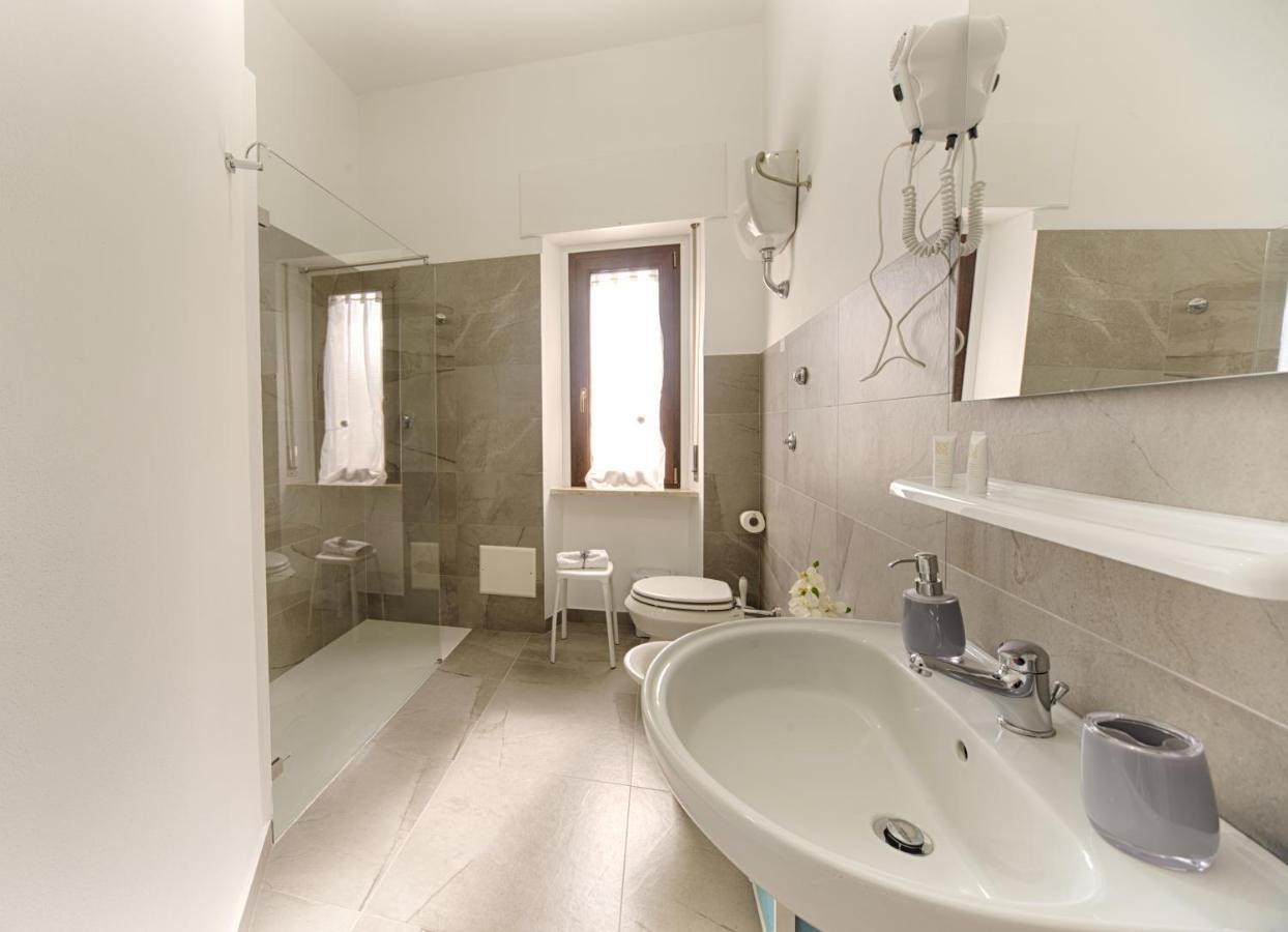 Casa Lucia Hotel Olbia Buitenkant foto
