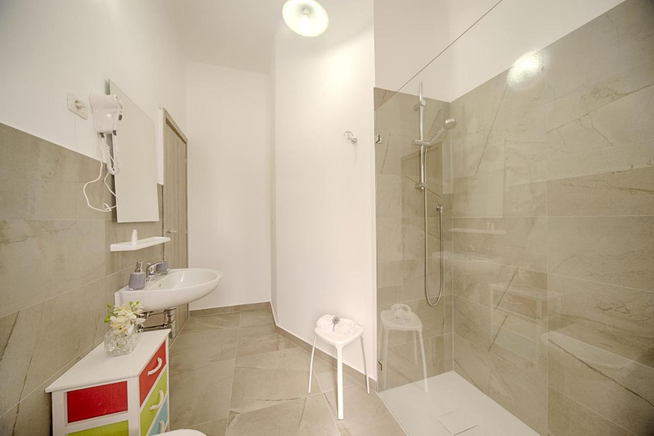 Casa Lucia Hotel Olbia Buitenkant foto