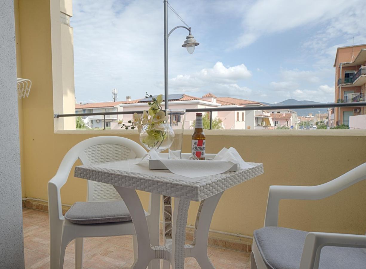 Casa Lucia Hotel Olbia Buitenkant foto