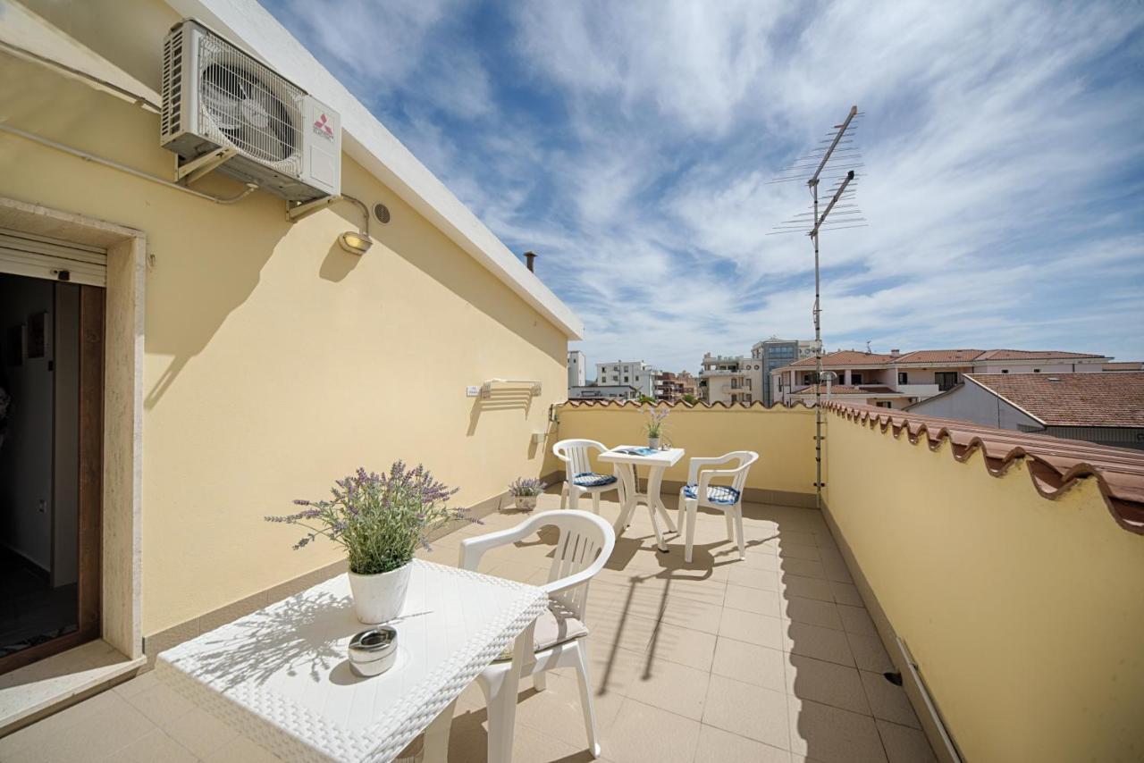 Casa Lucia Hotel Olbia Buitenkant foto
