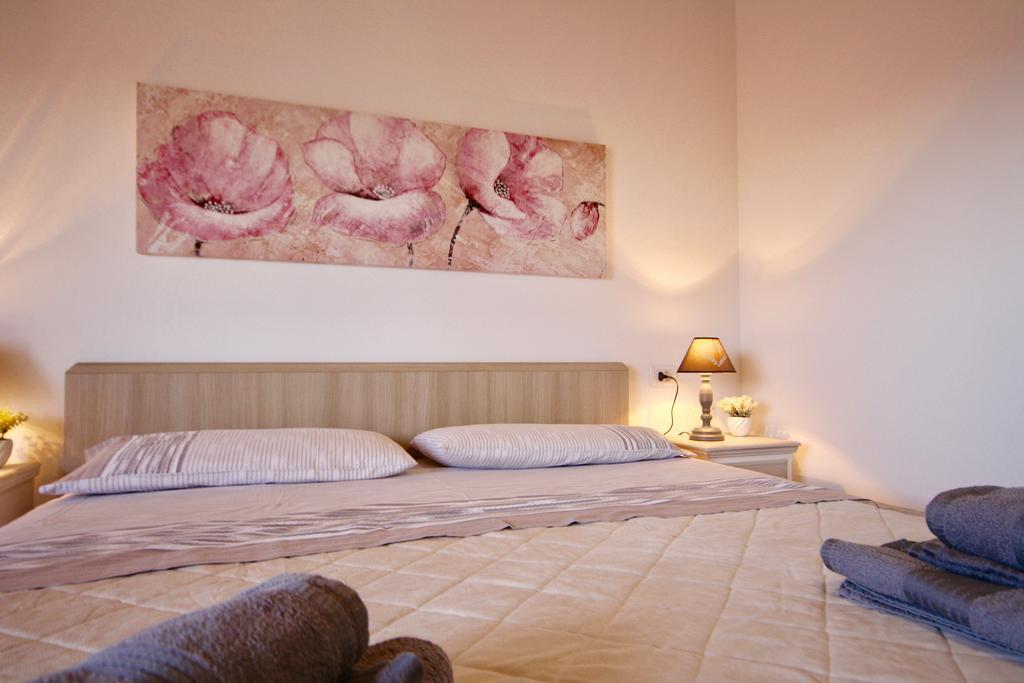 Casa Lucia Hotel Olbia Buitenkant foto