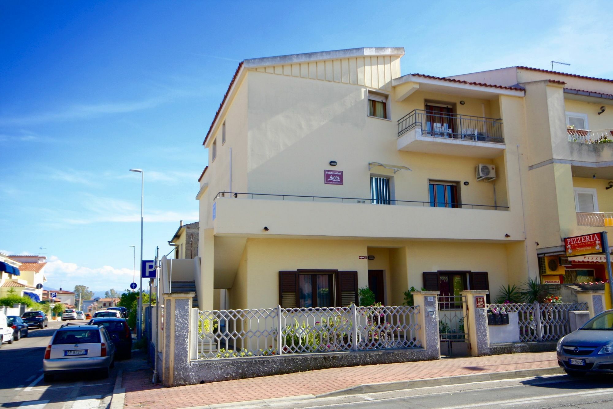 Casa Lucia Hotel Olbia Buitenkant foto